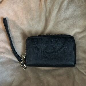 Tory Burch Pebbled Leather Wristlet